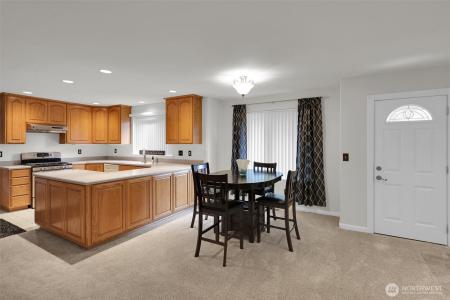 814 105th Street, Tacoma, Washington 98444, USA