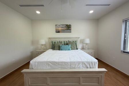 7, RAVEN MANOR 2 BEDROOM RENTAL, Spotts, Grand Cayman, Ilhas Cayman