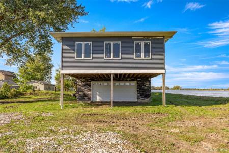 6809 Lakeshore Drive, Estral Beach Village, Michigan 48166, Stati Uniti