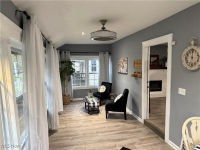 413 Crestwood Avenue, Akron, Ohio 44302, USA