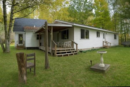 2670 Bass Lake, Lupton, Michigan 48635, HOA KỲ