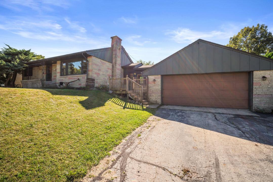 2403 W Alvina Ave, Milwaukee, 威斯康辛州 53221, 美國