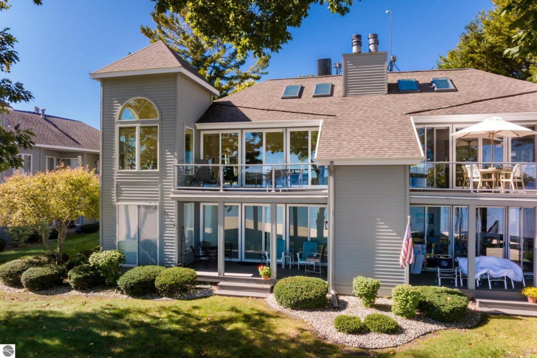 786 N Yacht Club Drive , 12, Suttons Bay, Michigan 49682, Stati Uniti