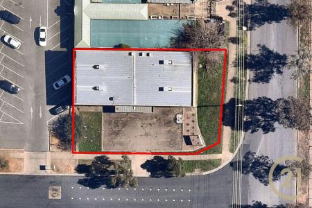 4 Temerloh Avenue, Tolland, NSW 2650, Australia