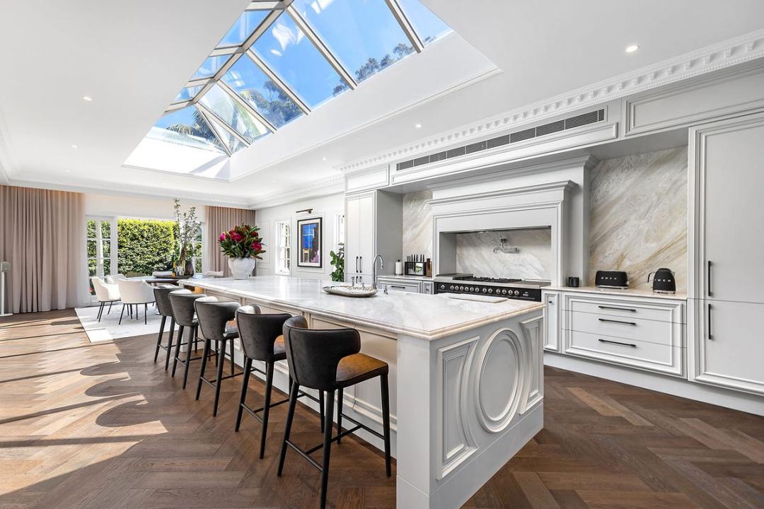 12 Illoura Avenue - Roxton House, Wahroonga, NSW 2076, Austrália