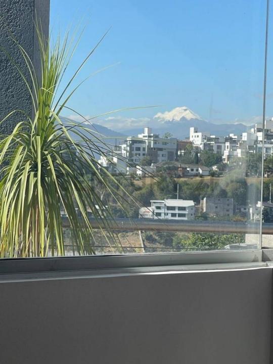 Miravalle 4 s/n, Quito, Pichincha 00001, Equador