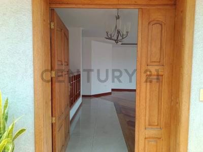 Miravalle 4 s/n, Quito, Pichincha 00001, Equador