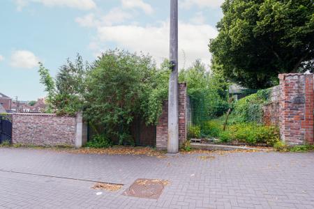 Rue Charles Wantiez, Elouges, Belgium