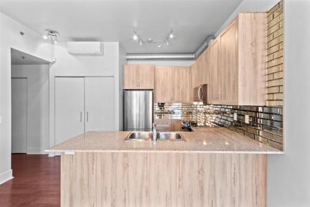 4200 Rue St-Ambroise, Montréal (Le Sud-Ouest), ケベック H4C 3R7, カナダ