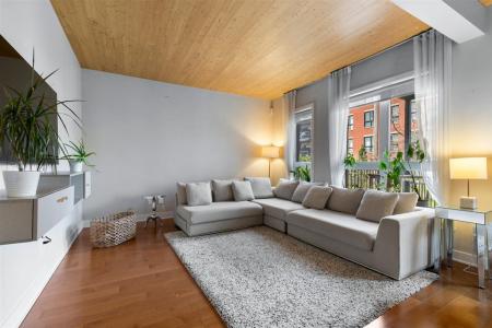 2445 Ch. Laval, Montréal (Saint-Laurent), 퀘벡주 H4L 2Z8, 캐나다