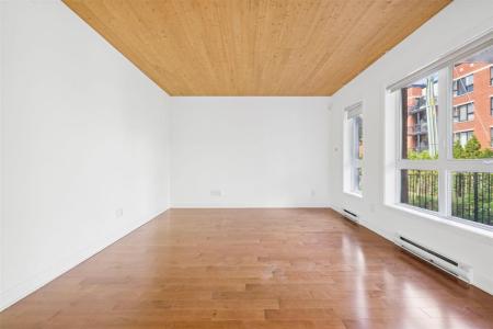 2445 Ch. Laval, Montréal (Saint-Laurent), 퀘벡주 H4L 2Z8, 캐나다