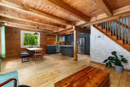 42 Ch. Quain, La Pêche, Quebec J0X 3G0, CANADÁ