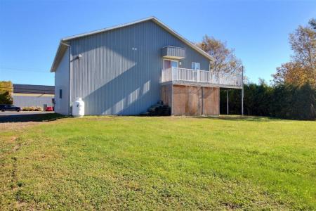 42  Boul. Cartier, Rivière-du-Loup, Quebec G5R 5Z4, Canada