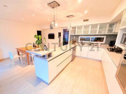 MONTES DE OCA 3159, Morón, GBA Oeste 1712, Argentina