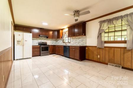 194 Hillsboro Road, Taylorsville, North Carolina 28681, Stati Uniti