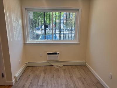 1373 Intervale Ave, Bronx, New York 10459, USA