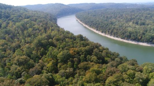 2000 Dixie Bend Road, Burnside, קנטאקי 42519, ארצות הברית של אמריקה