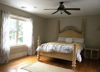 134 Methuen Street Unit 1, Lowell, マサチューセッツ 01850, アメリカ合衆国