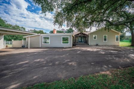 1901 Byrd Rd., Jacksonville, Teksas 75766, USA