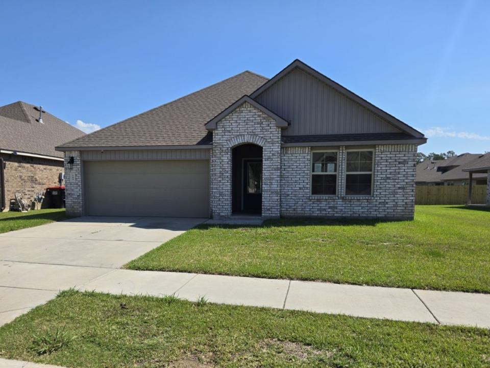 105 chestnut oak, Lafayette, Louisiana 70507, Amerika Birleşik Devletleri