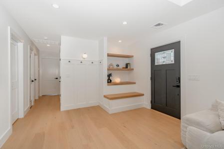 5 Huron Avenue, Massapequa, New York 11758