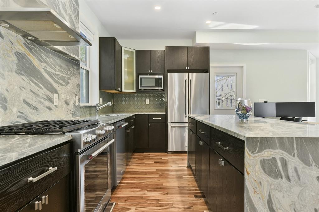 18 Granfield Ave , #18, Boston, Massachusetts 02131, Stati Uniti