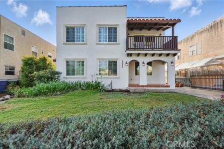 2111 S Bronson Ave, Los Angeles, California 90018
