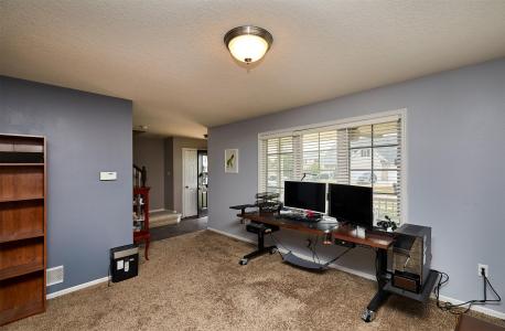 15715 Tanglewood Drive, Urbandale, Айова 50323, Соединенные Штаты