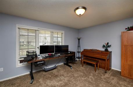 15715 Tanglewood Drive, Urbandale, Айова 50323, Соединенные Штаты