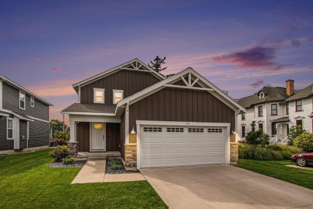 324 Rachaels Way, Spring Lake, Michigan 49456, USA