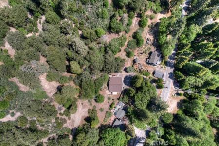 29548 Hook Creek, Cedar Glen, Californie 92321, États-Unis