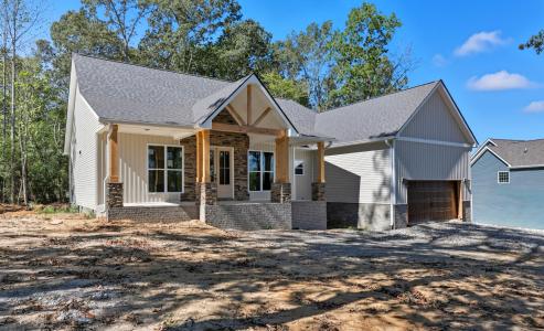 2226 S Hinton Rd, Southside, Tennessee 37171