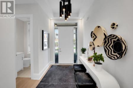 140 WAINFLEET CRESCENT, Vaughan (vellore Village), Ontario L4L 1A6, Canada