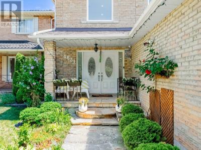 4631 DUNEDIN CRESCENT, Mississauga (hurontario), Ontario L5R 1M3, Canada