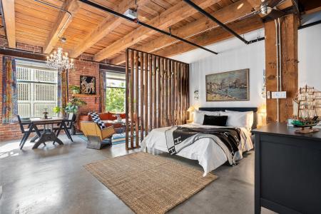 55 E CORDOVA STREET, Vancouver, British Columbia V6A 0A5, Canada