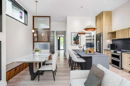 3D WILLOW CRESCENT SW, Calgary, Alberta T3C 3B8, Canada