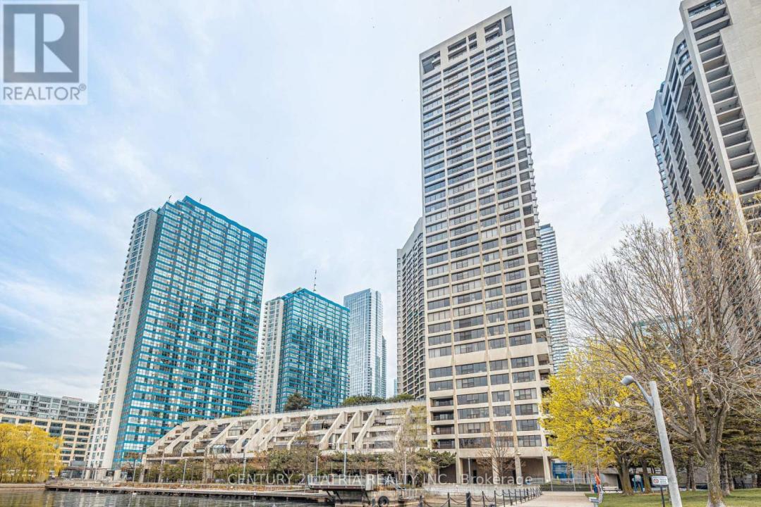 65 HARBOUR SQUARE, Toronto (waterfront Communities), Ontario M5J 2L4, Canada