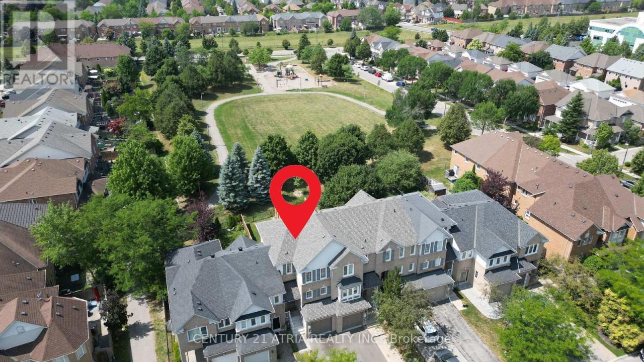 12 STILES AVENUE, Aurora (bayview Wellington), Ontario L4G 7N3, Kanada