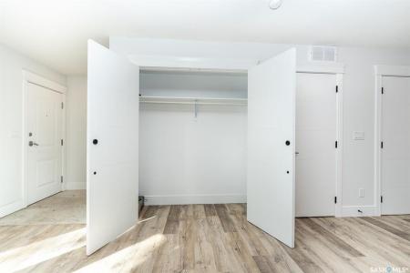 1003 OSLER STREET, Saskatoon, Saskatchewan S7N 0T5, Canada