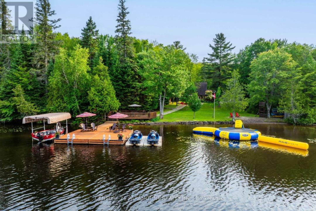 775 ROSSKOPF ROAD, Magnetawan, オンタリオ P0A 1C0, カナダ