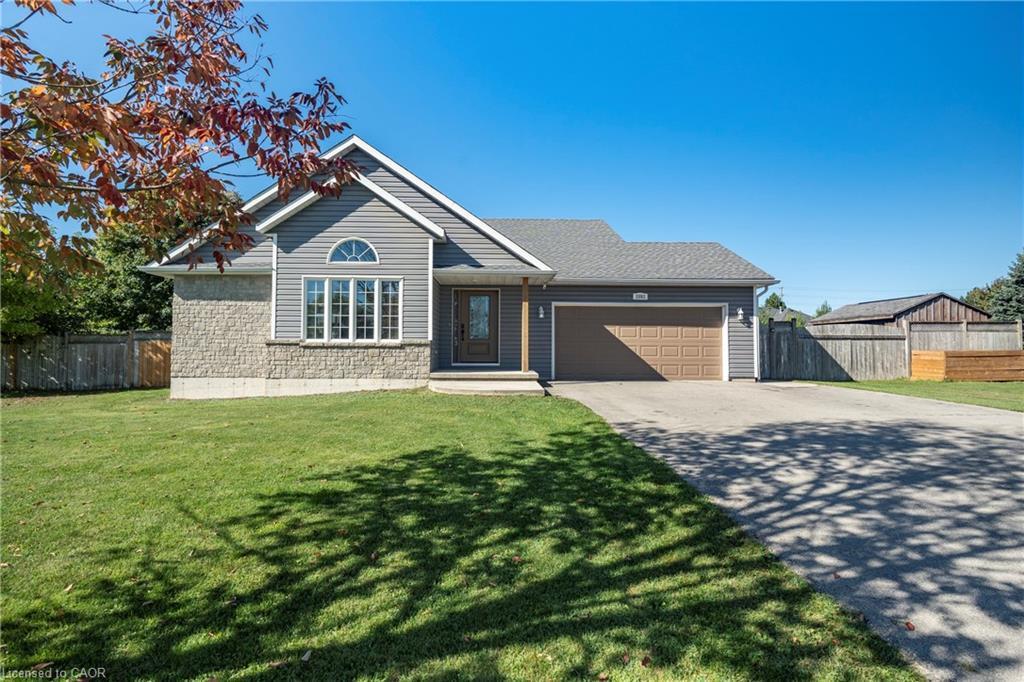 1093 WALKER STREET, Howick, Ontario N0G 2X0, Canada