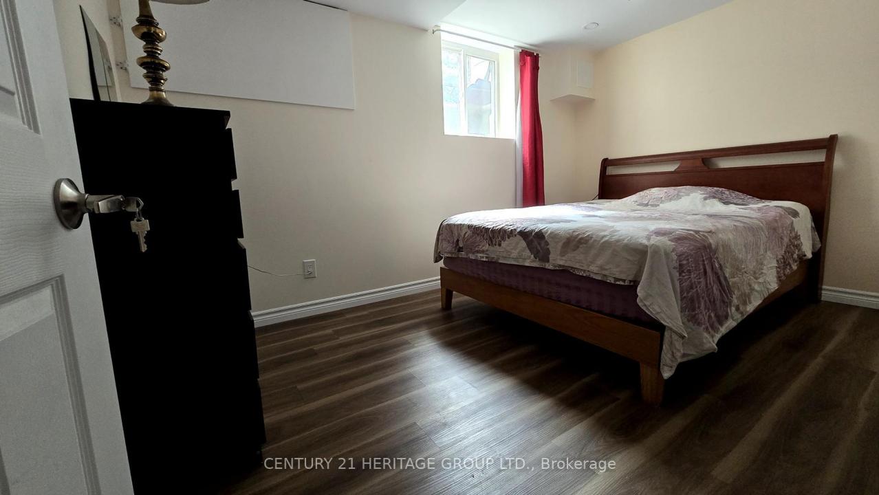 77 AURORA HEIGHTS DRIVE, Aurora, Ontario L4G 2X1, CANADÁ