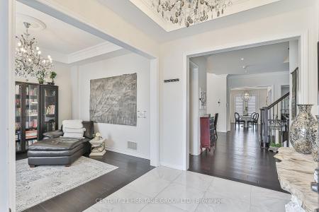 38 WHITEBIRCH LANE, East Gwillimbury, Ontario L9N 0P7, Canada