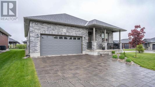 121 ROBIN RIDGE DRIVE, Central Elgin (belmont), Ontario L0L 1B0, Canada