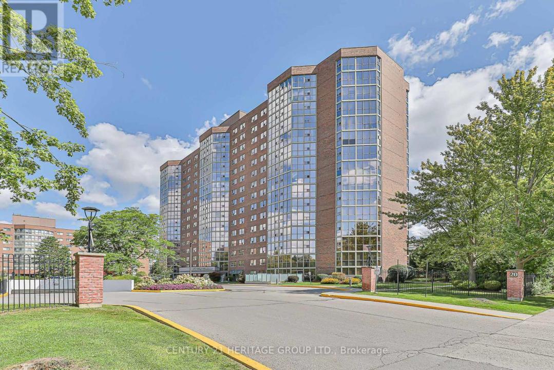 20 BAIF BOULEVARD, Richmond Hill (north Richvale), Ontario L4C 8T1, Canada