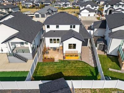 518 HAMM CRESCENT, Saskatoon, 薩斯喀徹爾省 S7V 0Z2, 加拿大