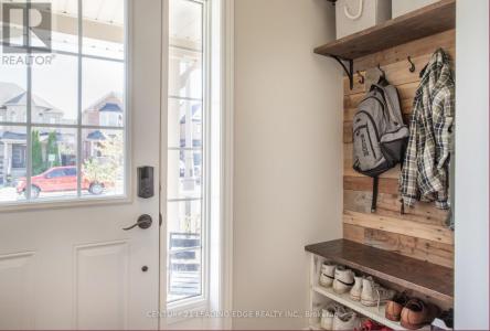 327 MANTLE AVENUE, Whitchurch-stouffville (stouffville), 온타리오주 L4A 0R9, 캐나다