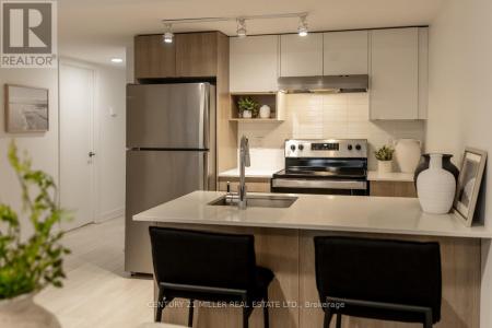 1129 COOKE BOULEVARD, Burlington (lasalle), Ontario L7T 0C3, Canada