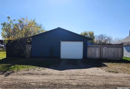 218 2ND AVENUE W, 梅德斯通, 薩斯喀徹爾省 S0M 1M0, 加拿大