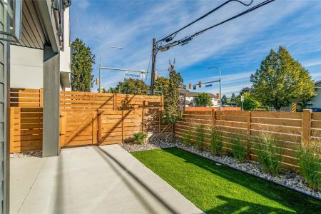 1916 ETHEL STREET, Kelowna, Colúmbia Britânica V1Y 2Z5, Canadá